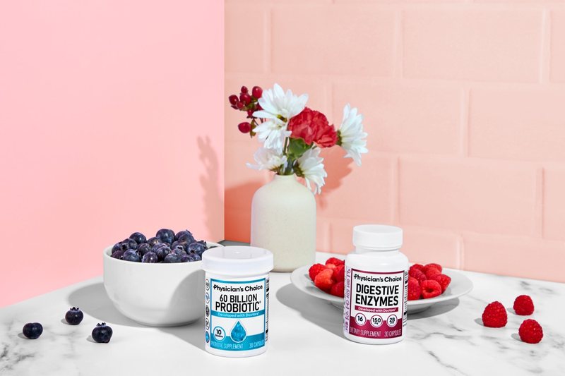 Hack Your Tummy bottles with fresh berries